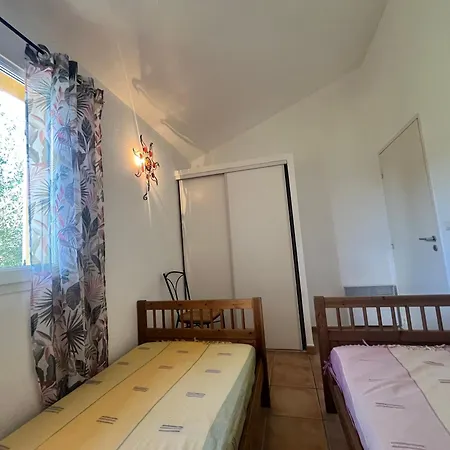 Laurence Porto-Vecchio (Corsica)